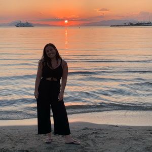 Meet your Posher, Julia